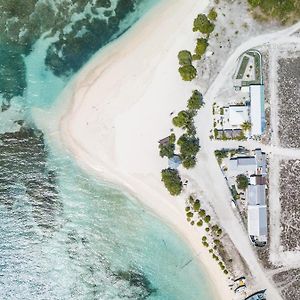 One The Island Hotel Naifaru Exterior photo