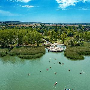 Hotel Balatontourist Bereny Naturist Camping Balatonberény Exterior photo