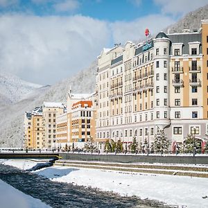 Azimut Hotel Freestyle Rosa Khutor Sochi Exterior photo