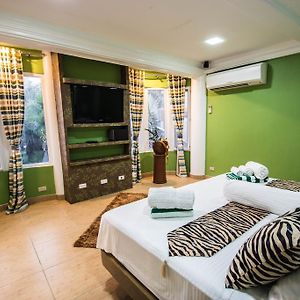 Green Monkey Resort Boracay Balabag  Room photo