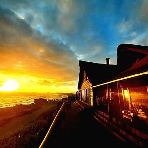 Oyster Bay Beach Lodge Exterior photo