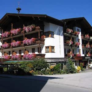 Hotel Simmerlwirt Niederau Exterior photo