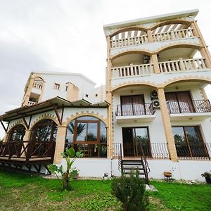 Topset Hotel Kyrenia (Northern Cyprus) Exterior photo