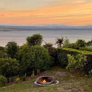 Acacia Bay Apartment Taupo Exterior photo