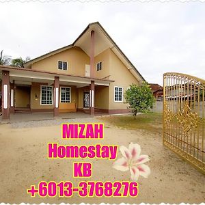 Mizah Homestay Kota Bharu Exterior photo