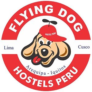 Flying Dog Hostel Iquitos Exterior photo