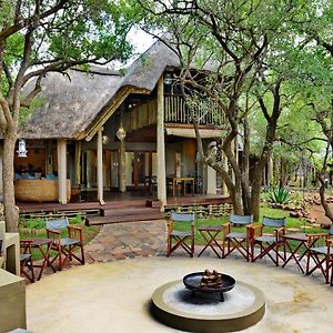 Tambuti Lodge Pilanesberg Exterior photo