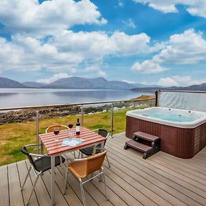 Loch Linnhe Waterfront Lodges With Hot Tubs Glencoe Exterior photo