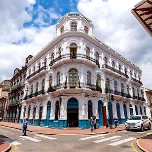 Del Parque Hotel & Suites Cuenca Exterior photo