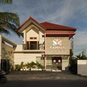 Kamala House Hostel Yogyakarta Exterior photo