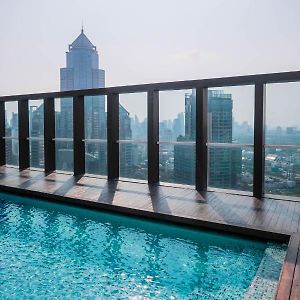 Urbana Langsuan Hotel Bangkok Exterior photo