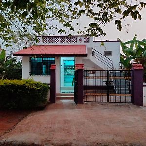 Yelagiri Ram Cottage @Home With Kitchenette Full Exterior photo