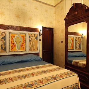 Antica Dimora Dell'Orso Bed and Breakfast Roma Exterior photo