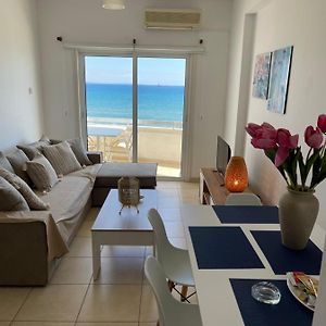 Alex Beach Apartment 31 Larnaka Exterior photo
