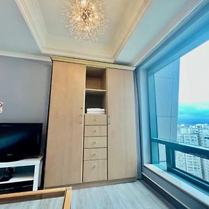 Apartamento 台中h高樓景觀宅high-Rise Taichung Exterior photo