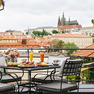 Four Seasons Hotel Praha Exterior photo