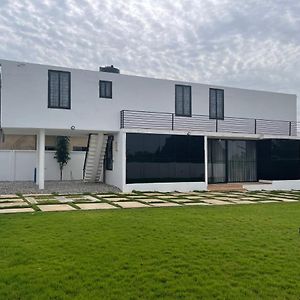 Xantis Accra Exterior photo