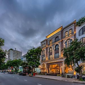 Golden Tree Apartments Hô Chi Minh-Ville Exterior photo
