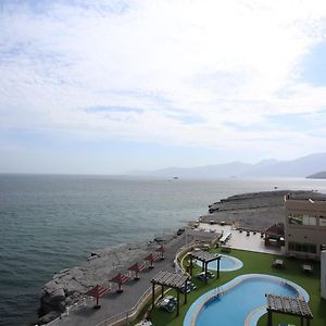 Atana Khasab Hotel Exterior photo