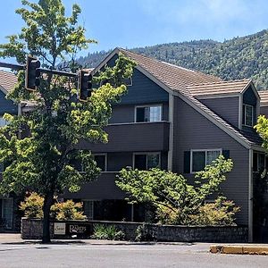 The Bard'S Inn - BW Signature Collection By Best Western Ashland Exterior photo