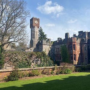 Ruthin Castle Hotel And Spa Exterior photo