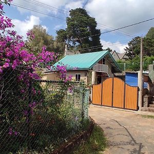 Townside Lodge Nuwara Eliya Exterior photo