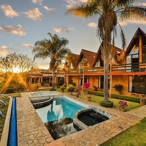 Cabañas Salamandras del Lago Valle de Bravo Exterior photo