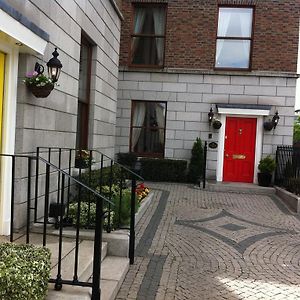 The Leeson Lodge Dublín Exterior photo