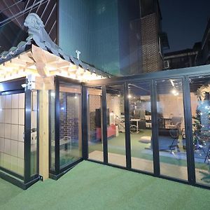 Y'S House Hotel Seoul Exterior photo