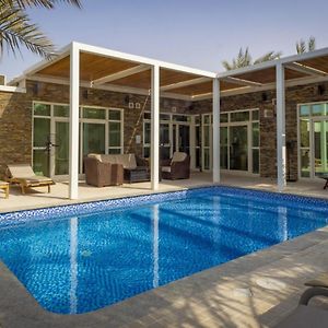 Villa Dar 66 Pool Chalets With Jacuzzi Ra’s al-Chaima Exterior photo