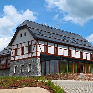 Hotel Penzion Königův mlýn Loučná pod Klínovcem Exterior photo