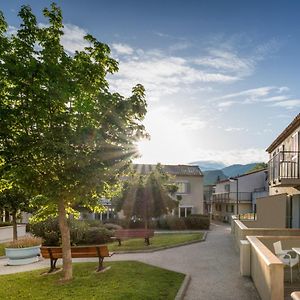 Garden & City Mont-Ventoux Malaucene Aparthotel Exterior photo