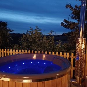 Norwell View Farm Glamping With Hot Tubs Bath Exterior photo