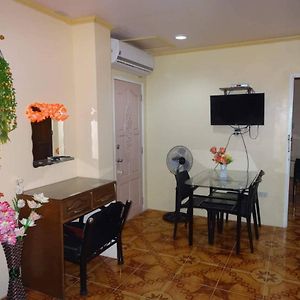 Julz Tropical Apartments Olongapo Exterior photo