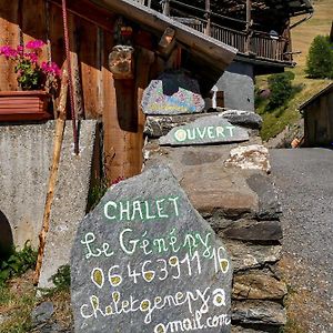 Chalet Le Genepy With Amazing Views! Ostello Molines-en-Queyras Exterior photo