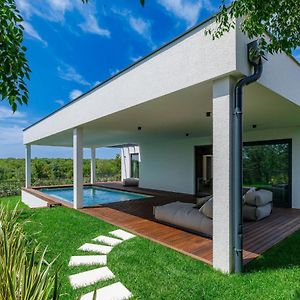 Holiday Home Villa Valle By Interhome Bale Exterior photo