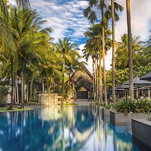 מלון חוף סורין Twinpalms Phuket Exterior photo