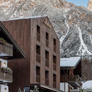 Faloria Mountain Spa Resort Cortina dʼAmpezzo Exterior photo