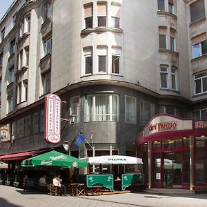 City Hotel Pilvax Budapesta Exterior photo