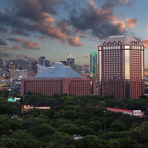 Hilton Anatole Hotel Dallas Exterior photo