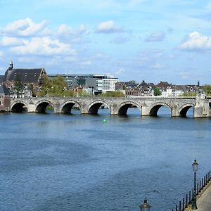 Crowne Plaza Maastricht Hotel Exterior photo