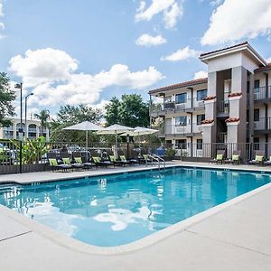 Quality Inn & Suites By The Parks Orlando Exterior photo