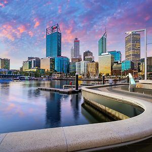 Crowne Plaza Perth, An Ihg Hotel Exterior photo