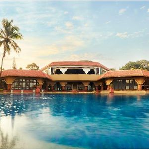 Taj Fort Aguada Resort & Spa, Goa Sinquerim Exterior photo