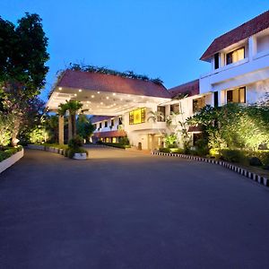 Hotel Trident Chennai Exterior photo