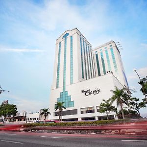 Crystal Crown Hotel Jb Johor Bahru Exterior photo