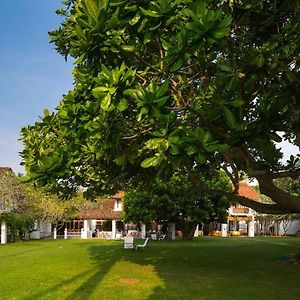 Club Villa Bentota Exterior photo