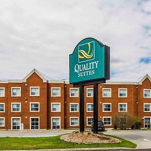 Quality Suites Quebec City Quebeque Exterior photo