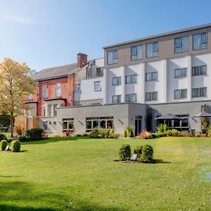 Best Western Plus Pinewood Manchester Airport-Wilmslow Hotel Exterior photo