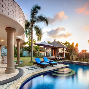 The Beverly Hills Bali A Luxury Villa Jimbaran Jimbaran (Bali) Exterior photo